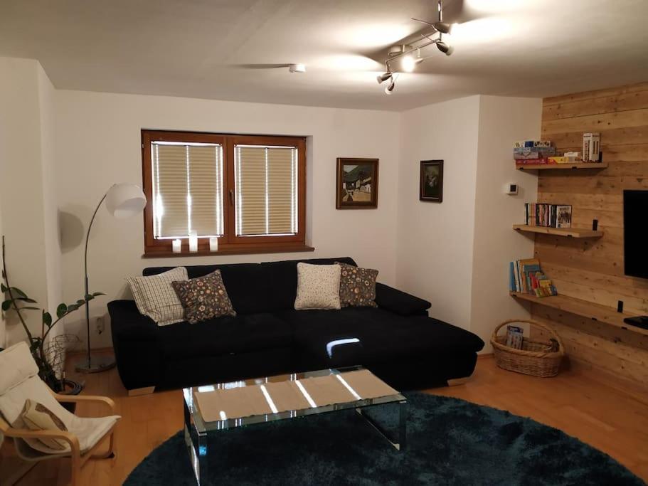 Upcycling Appartement Fischl - Nachhaltig Und Kreativ Wohnen Fuer Gross Und Klein イェンバッハ エクステリア 写真